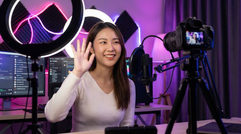 17c一起草视频直播精彩回放